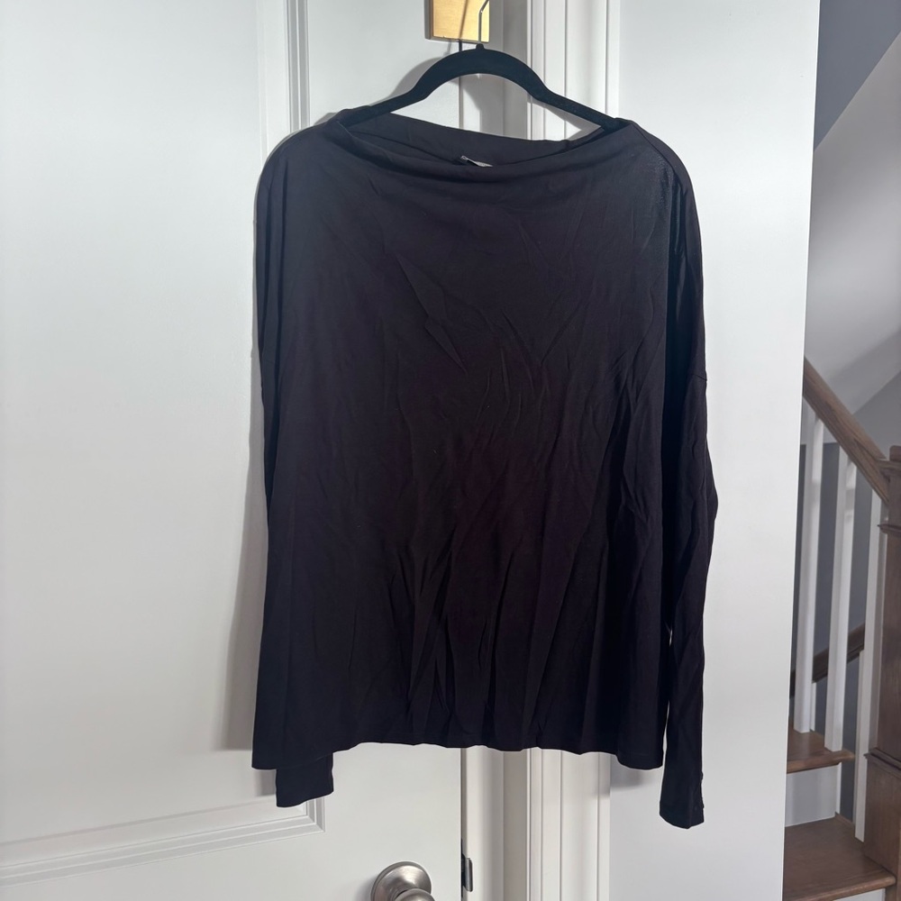 NWT Vince cowlneck black long sleeve t-shirt